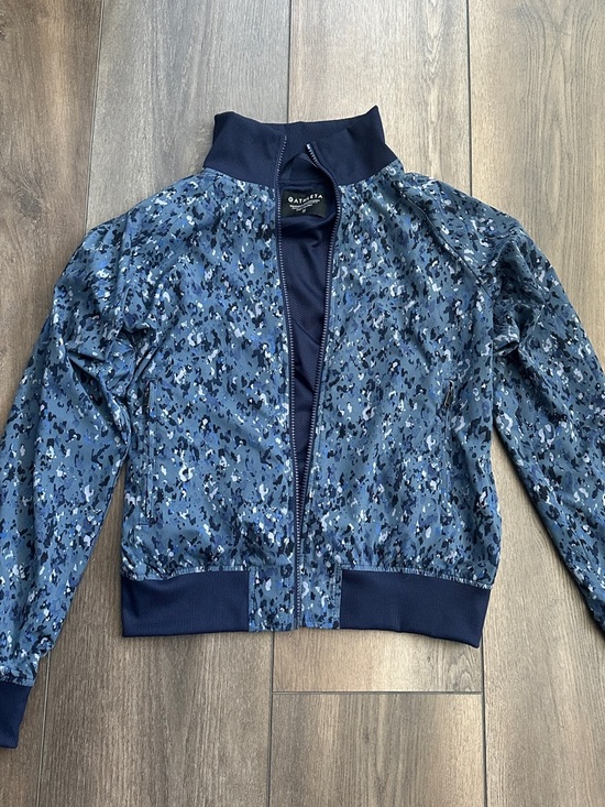 Athleta Jackets & Blazers - Athleta Navy Blue Camo-Print Bomber Jacket
